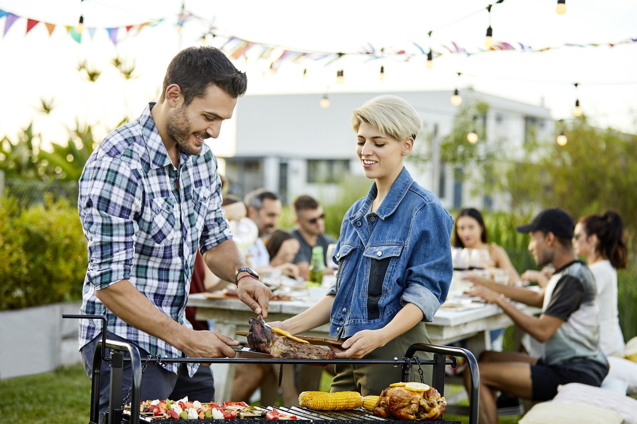 People-having-barbecue